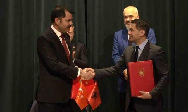 Firmoset marreveshja: Turqia nis se shpejti ndertimin e banesave ne Lac